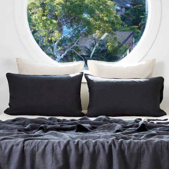 Charcoal 100% Flax Linen Standard Pillowcases (Set of Two) - Picture 3 of 4